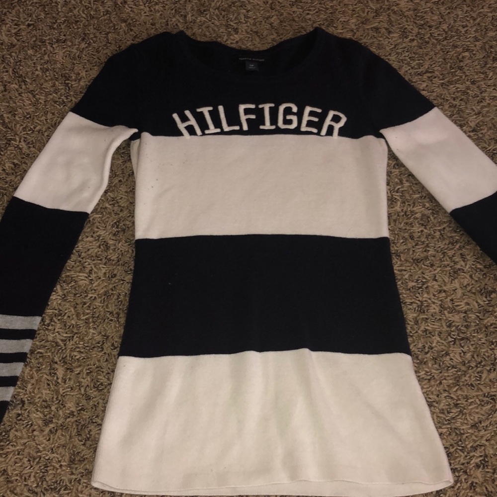 Tommy Hilfiger long sleeve tee